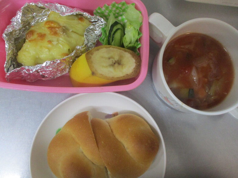 2歳児のお弁当箱ランチ・・グラタン！